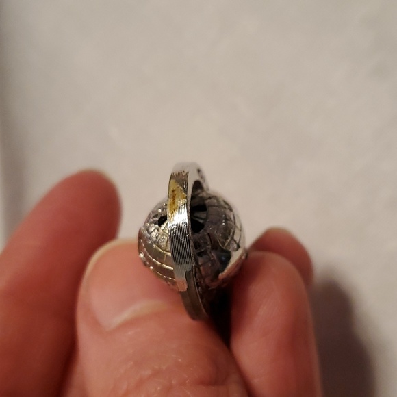 Vintage Monet spinning world charms - Picture 9 of 13